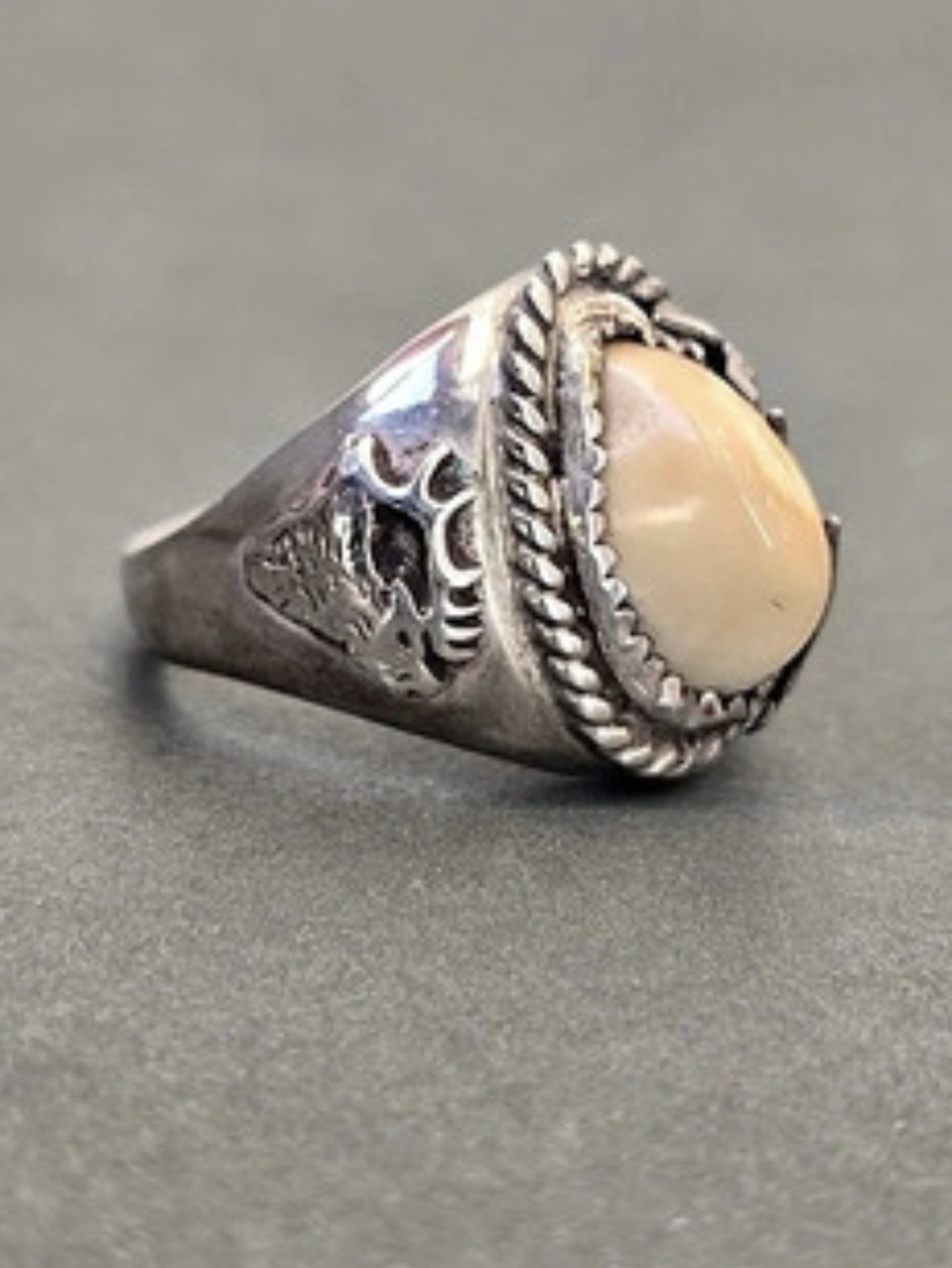 Vintage Sterling Elk Ivory Ring Size 9.25